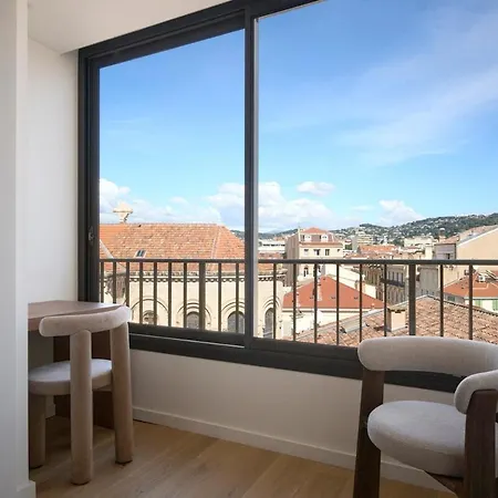 3 Bedrooms Sea View - 6c Apartment Cannes