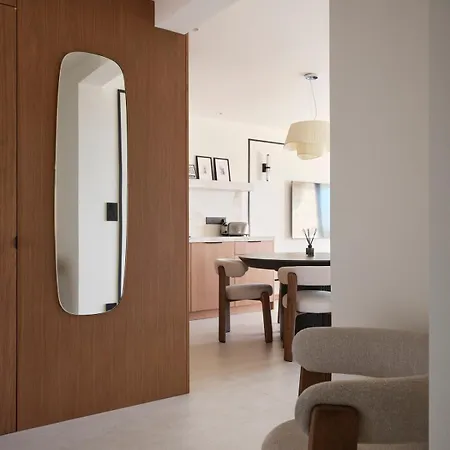3 Bedrooms Sea View - 6c *