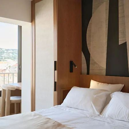 3 Bedrooms Sea View - 6c Apartment